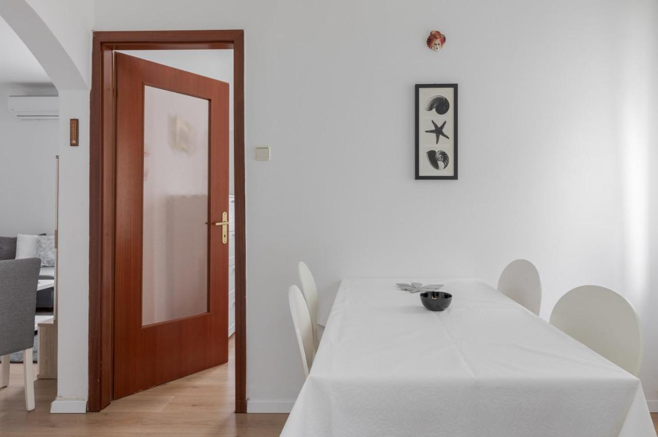 Lisinski Apartment With Private Parking ซาเกร็บ ภายนอก รูปภาพ